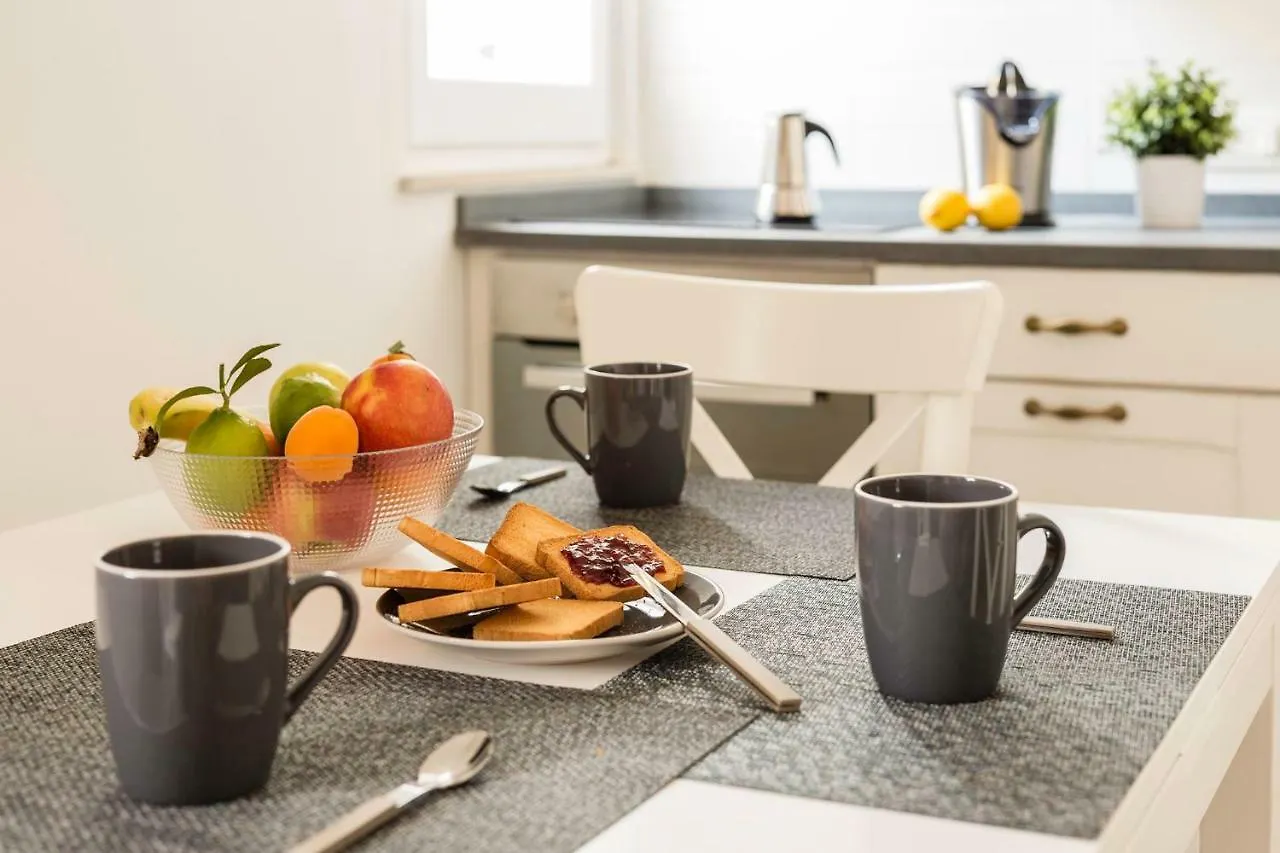 كالياري Birkin Apartments إيطاليا